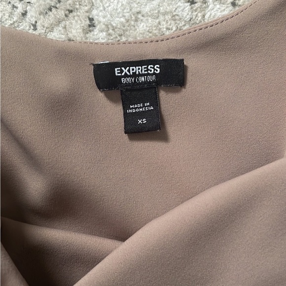 Express tank bodysuit - Picture 2 of 3